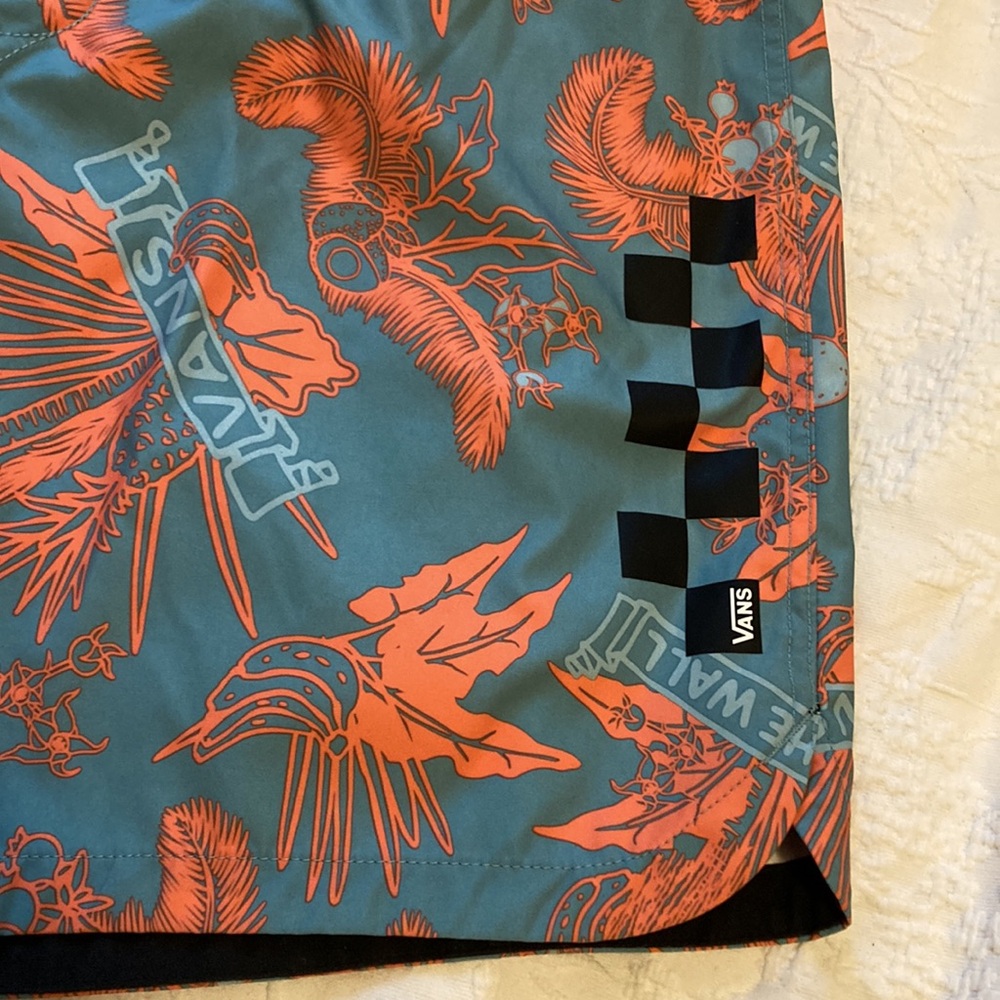 Vans Board Shorts - Picture 2 of 8